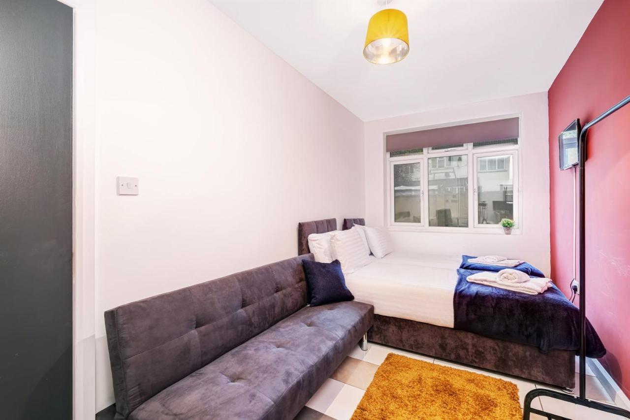 Fernbank Rooms Sudbury Hill, Harrow, Self-Contained Studios With En-Suite Harrow on the Hill Exterior photo